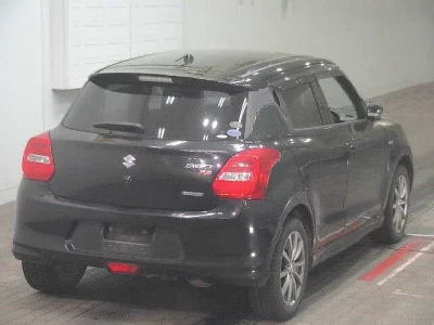 Suzuki SWIFT  с аукциона в Японии