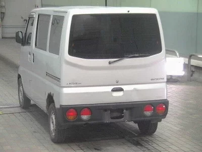 Mitsubishi MINICAB VAN