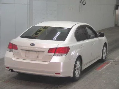 Subaru LEGACY B4