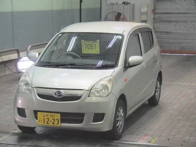 Daihatsu MIRA