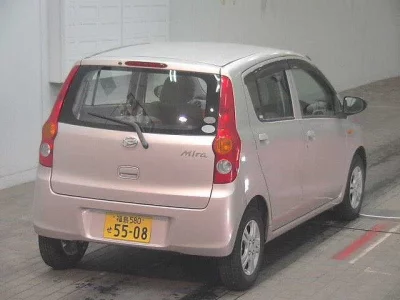Daihatsu MIRA