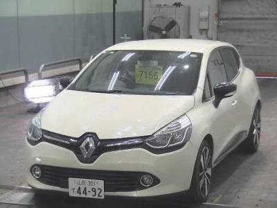 Renault LUTECIA  с аукциона в Японии
