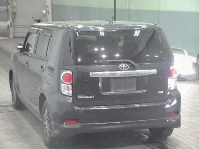 Toyota Corolla Rumion