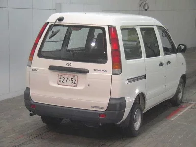 Toyota TOWN ACE VAN  с аукциона в Японии