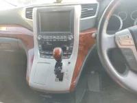 Toyota ALPHARD лот № 5231 оценка 3.5  с аукциона в Японии 4