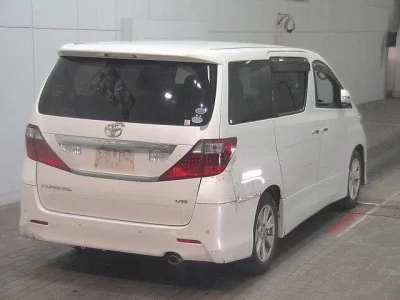 Toyota ALPHARD  с аукциона в Японии