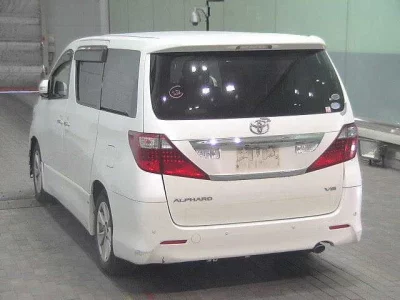 Toyota ALPHARD  с аукциона в Японии
