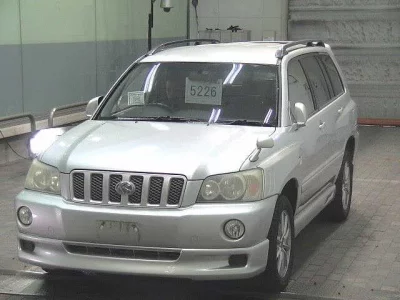 Toyota KLUGER  с аукциона в Японии
