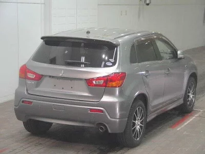 Mitsubishi RVR