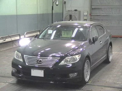 Lexus LS