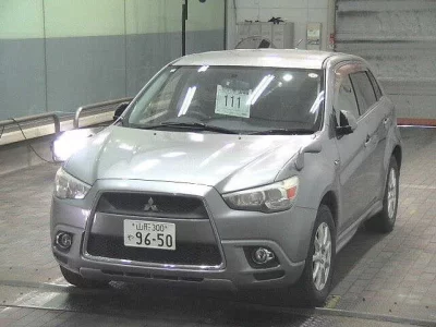 Mitsubishi RVR