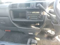 Mazda BONGO VAN лот № 8046 оценка R  с аукциона в Японии 4