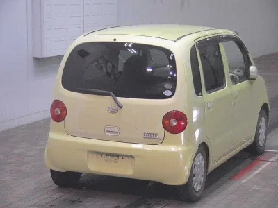Daihatsu MOVE LATTE
