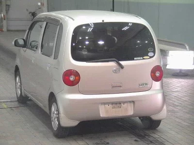 Daihatsu MOVE LATTE