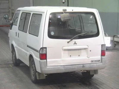 Mitsubishi DELICA