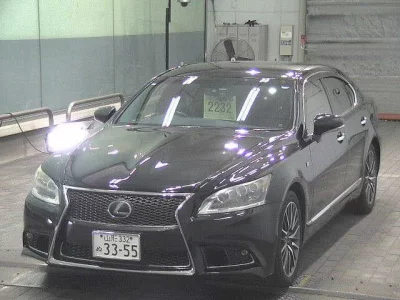 Lexus LS