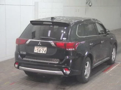 Mitsubishi OUTLANDER PHEV