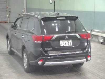 Mitsubishi OUTLANDER PHEV