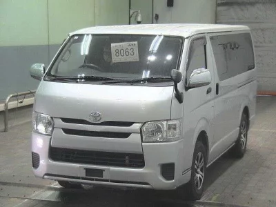 Toyota HiAce Van