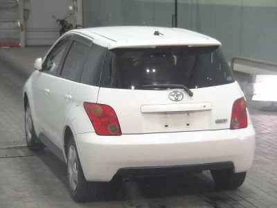 Toyota IST