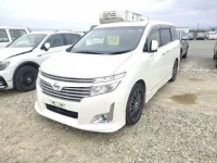 Nissan ELGRAND лот № 7380 оценка 3.5  с аукциона в Японии 2