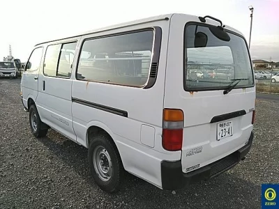 Toyota HiAce Van