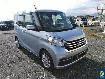 Nissan DAYZ ROOX  с аукциона в Японии