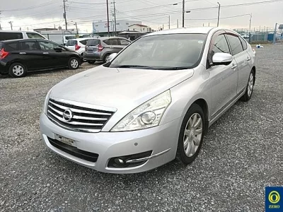 Nissan TEANA  с аукциона в Японии