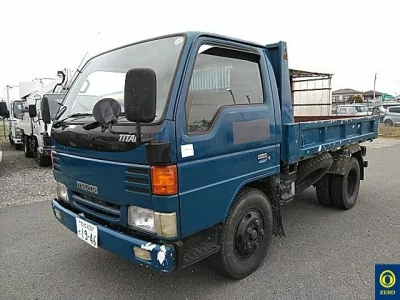 Mazda Titan