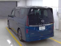 Nissan SERENA лот № 1022 оценка 5  с аукциона в Японии 1