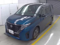 Nissan SERENA лот № 1022 оценка 5  с аукциона в Японии 2