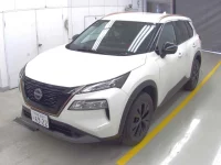 Nissan X-TRAIL лот № 1034 оценка 5  с аукциона в Японии 2