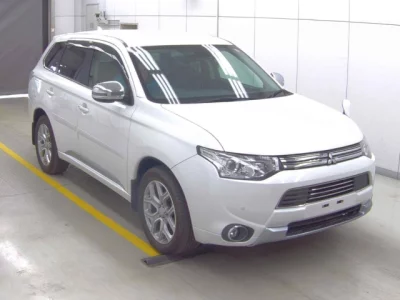 Mitsubishi OUTLANDER PHEV