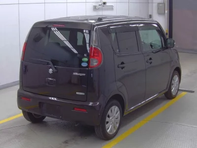 Suzuki MRWAGON