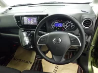 Nissan DAYZ ROOX лот № 3070 оценка 4.5  с аукциона в Японии 4