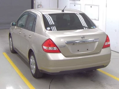 Nissan Tiida Latio