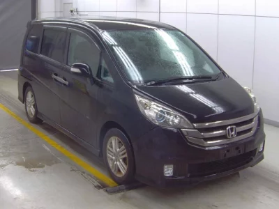Honda STEP WAGON  с аукциона в Японии