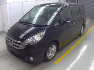 Honda STEP WAGON  с аукциона в Японии