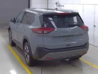 Nissan X-TRAIL лот № 88 оценка 3.5  с аукциона в Японии 1