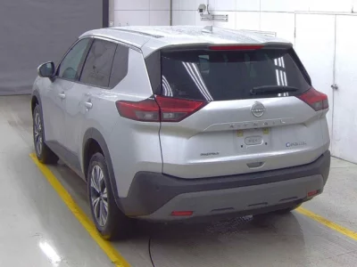 Nissan X-TRAIL  с аукциона в Японии