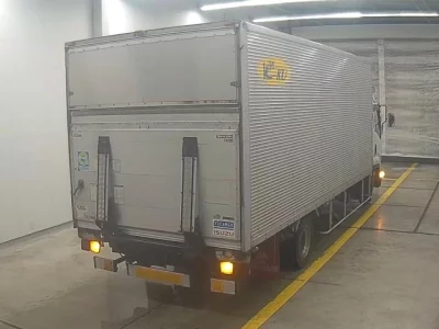 Isuzu Forward