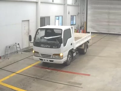 Isuzu Elf