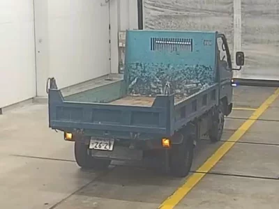 Mazda TITAN  с аукциона в Японии