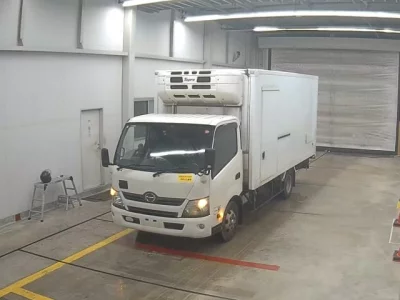Hino DUTRO  с аукциона в Японии