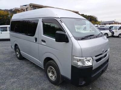 Toyota HIACE VAN  с аукциона в Японии