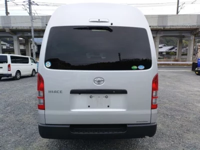 Toyota HIACE VAN  с аукциона в Японии