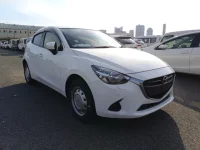 Mazda DEMIO лот № 16903 оценка 4  с аукциона в Японии 1