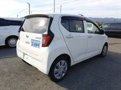 Daihatsu MIRA E S