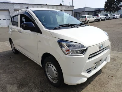 Daihatsu MIRA E S
