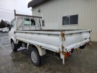 Mazda BONGO лот № 12244 оценка 3  с аукциона в Японии 4